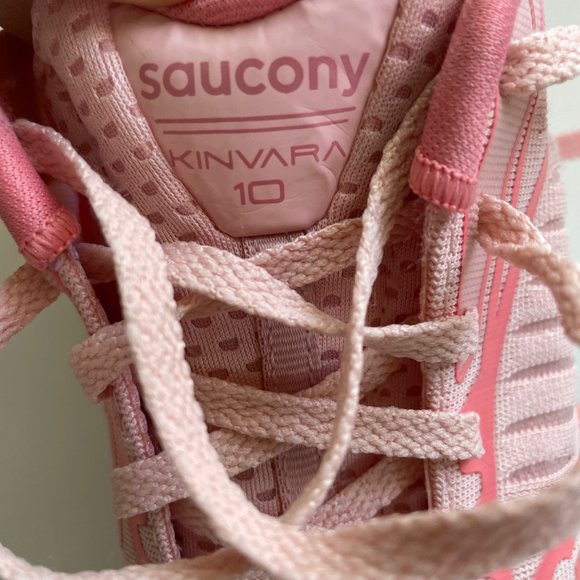 Saucony Kinvara 10 Cushioned Running Shoes - Picture 7 of 10